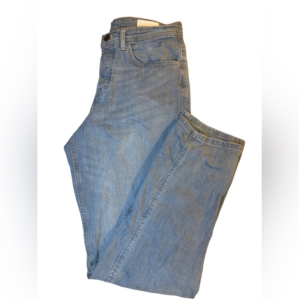 Young men jeans 32x32 light wash blue denim co